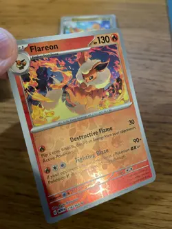 NEAR MINT! Flareon (136/165) S&V 151 Reverse Holo Rare Pokemon Card! - Image 3