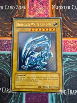 Yu-Gi-Oh! TCG Blue-Eyes White Dragon SDK-001 Ultra Rare Unlimited MP b2/ - Image 1