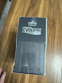 Pokemon Sword & Shield Evolving Skies Elite Trainer Box - Moonbreon - ETB SEALED - Image 5