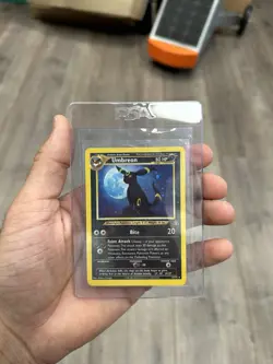 2001 Neo Discovery Umbreon 13/75 Holo Rare Ungraded Pokemon Card Has Wear As Is - Image 2