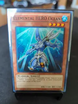 Yu-Gi-Oh! Elemental Hero Ocean Card SDHS-EN002 - Image 1