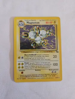 Pokemon TCG Magneton Fossil Holo Card 11/62 Unlimited Holo Rare - Image 1