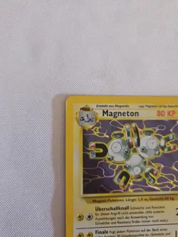 Pokemon TCG Magneton Fossil Holo Card 11/62 Unlimited Holo Rare - Image 2