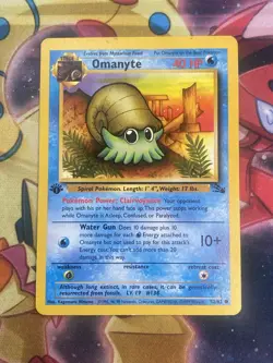 1st Edition Omanyte 52/62 Common Fossil Pokemon Card - LP - Image 1