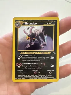 Pokemon TCG Neo Discovery Houndoom 4/75 Holo Rare Card - Image 1