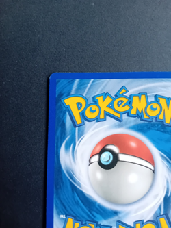 Pokemon Cards: Neo Discovery 1st Edition Rare: Beedrill 18/75 - Image 3