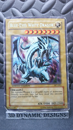 | Yugioh Blue-Eyes White Dragon BPT-003 Secret Rare DMG 🔥 | - Image 1
