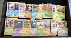 Pokemon TCG - Assorted Vintage Sets 2010 Bulk Bundle 99 Cards Inc Rares / Holos - Image 4