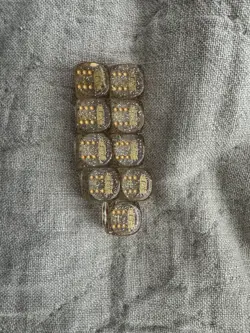 Yugioh YCS Chase Dice Set Very Rare Gold Dice - Image 1