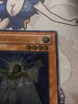 Lyla, Lightsworn Sorceress Ultimate Rare LOTD-EN019 Unlimited LP - Image 4