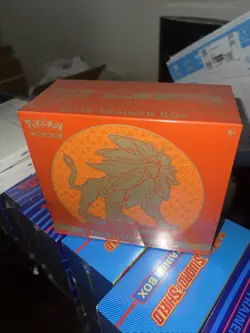 Pokemon TCG: Sun & Moon Elite Trainer Box (Lunala) 728192530920 - Image 1