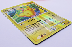Pikachu 70/100 Reverse Holo Foil Vintage 2008 Pokemon Card! - Image 5