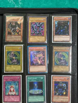 250+ Card Collection LOT Binder Dark Magician Girl SDY Pokemon Yugioh - Image 1