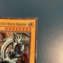 SKE-001 Blue-Eyes White Dragon Super Rare NM Yugioh Card LP - Image 4