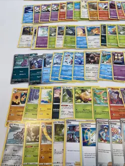 Pokemon Cards Lot. 100+ Card Lot! Lot #880 Holo/ReversHolos Included.Bulk Lot - Image 4