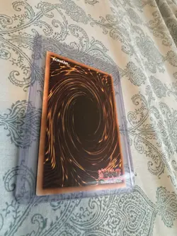 Yu-Gi-Oh! Dark Paladin Spellcaster/Fusion/Effect Card - Image 2