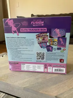 Nintendo Pokemon TCG Sword & Shield-Fusion Strike Elite Trainer Box - Image 2