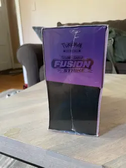 Nintendo Pokemon TCG Sword & Shield-Fusion Strike Elite Trainer Box - Image 4