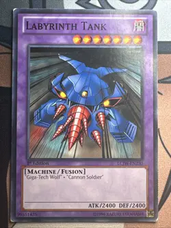 Labyrinth Tank - LP - LCJW-EN230 - Common - 1st Edition - Yu-Gi-Oh! TCG - Image 1