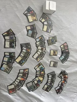 Forces Of The Imperium 40K Magic The Gathering Warhammer 40k Commander Deck -100 195166173467 - Image 1