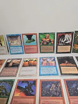Magic The Gathering 1995 Lot Of 36 Cards and Manual - Image 2