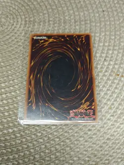 Yu-Gi-Oh! Summoned Skull DB1-EN142 - HOLO - Unlimited card Creased - Image 2