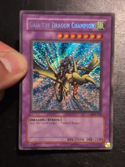 Yu-Gi-OH! SECRET RARE GAIA THE DRAGON CHAMPION LOB-125 1996 VINTAGE PRINT NM/VLP - Image 3
