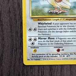 Pidgeotto 028/130 Base Set 2 Regular MP Pokemon Card TCG Vintage WOTC - Image 4