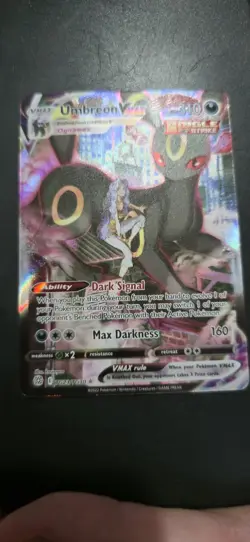 Pokemon TCG Card || Umbreon Vmax, Illustration Full Art & Mint Condition - Image 1