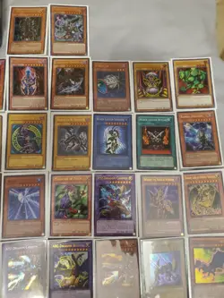 Yu-Gi-Oh! 65 Card Lot with Tin Secret, Ultra Rare Holos Lot Old Retro Blue eyes - Image 3