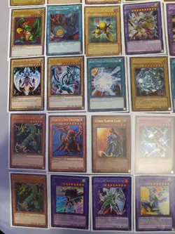 Yu-Gi-Oh! 65 Card Lot with Tin Secret, Ultra Rare Holos Lot Old Retro Blue eyes - Image 4
