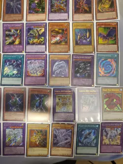 Yu-Gi-Oh! 65 Card Lot with Tin Secret, Ultra Rare Holos Lot Old Retro Blue eyes - Image 5