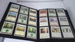 Magic the Gathering Binder full of card - Image 3