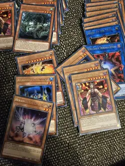 Yugioh 100 -card Bundle All Shinys Joblot - Image 3