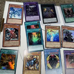 Lot Of Pokemon And Yugioh Holos 25+ Cards - Image 3