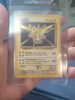 Pokemon TCG Zapdos Base Set Holo Rare Card 16/102 - Image 1