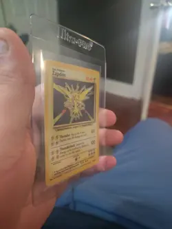 Pokemon TCG Zapdos Base Set Holo Rare Card 16/102 - Image 5
