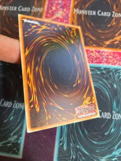 Yu-Gi-Oh! Evil HERO Dark Gaia LCGX-EN069 Super Rare Unlimited Near Mint - Image 4