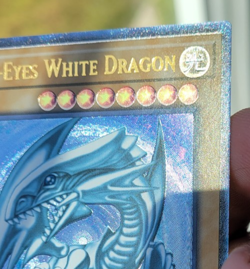 Yu-Gi-Oh! Blue-Eyes White Dragon OP28-EN001 Ultimate Rare MISPRINT VLP - Image 3