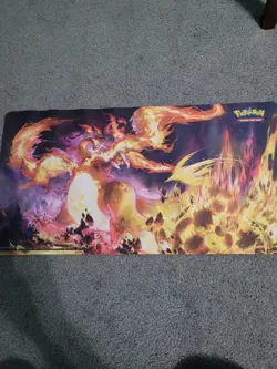 POKEMON TCG Charizard VMAX PLAYMAT RUBBER - Image 1