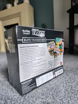 Pokemon TCG Evolving Skies Elite Trainer Box ETB New/Sealed - Image 3