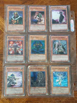 Yu-Gi-Oh! Lot Of Random Spellcaster Monster Cards - Image 4