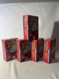 BOX POKEMON POKEDEX EF Vol. 1 Edition PERU TCG 2022 - Stickers & Cards Mew Ash - Image 4