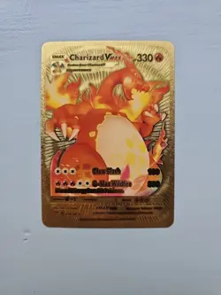 Charizard VMAX 020/189 Gold Metal Foil Fan Card Pokemon HP 330 - Image 1