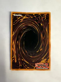 Yu-Gi-Oh! TCG Blue-Eyes White Dragon Starter Deck Kaiba Evolution SKE-001 1st... - Image 2