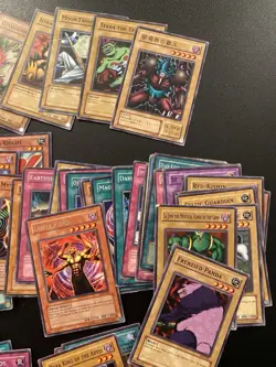 Vintage Yu-Gi-Oh! TCG Card Lot - Image 5