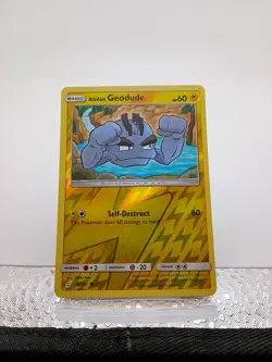 REVERSE HOLO Pokemon Card Sun & Moon Team Up TCG Card Alolan Geodude 34/181 - Image 1