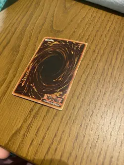 Yu-Gi-Oh! TCG Blue-Eyes White Dragon SDK-001 Ultra Rare Holo - Image 4