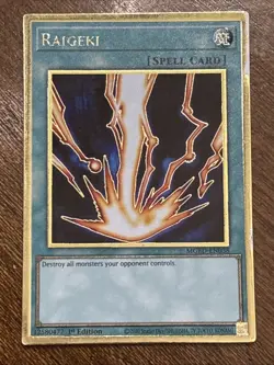 Yu-Gi-Oh! TCG Raigeki MGED-EN038 1st Premium Gold Rare Whiting On Edge LP - Image 1