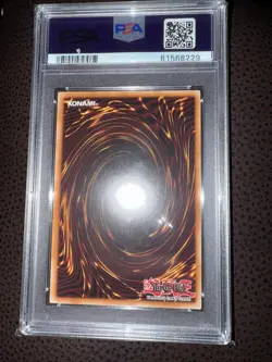 Yugioh MVP1-ENGV4 BLUE EYES WHITE DRAGON MOVIE PACK GOLD Limited ED. DSOD PSA 9 - Image 4